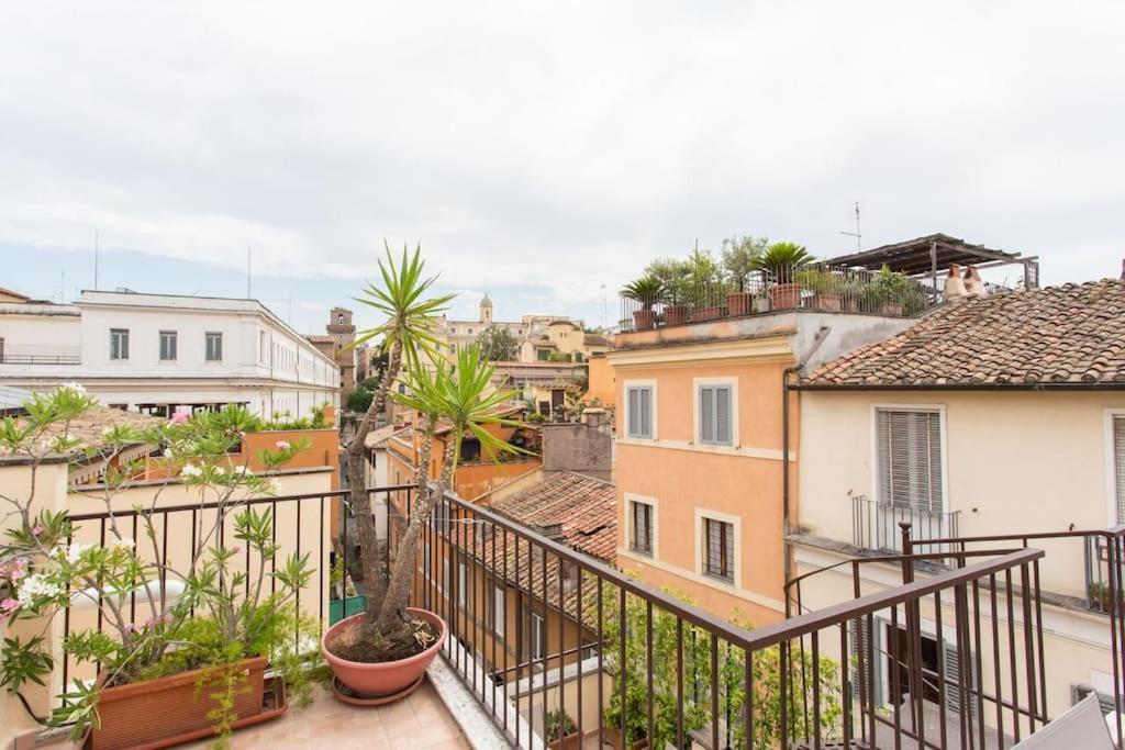 Appartamento Frangipane 31 Monti Terrace Roma