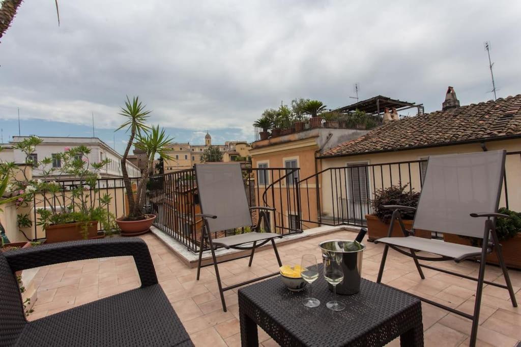 Appartamento Frangipane 31 Monti Terrace *